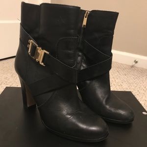 Vince Camuto Black booties, Size 8